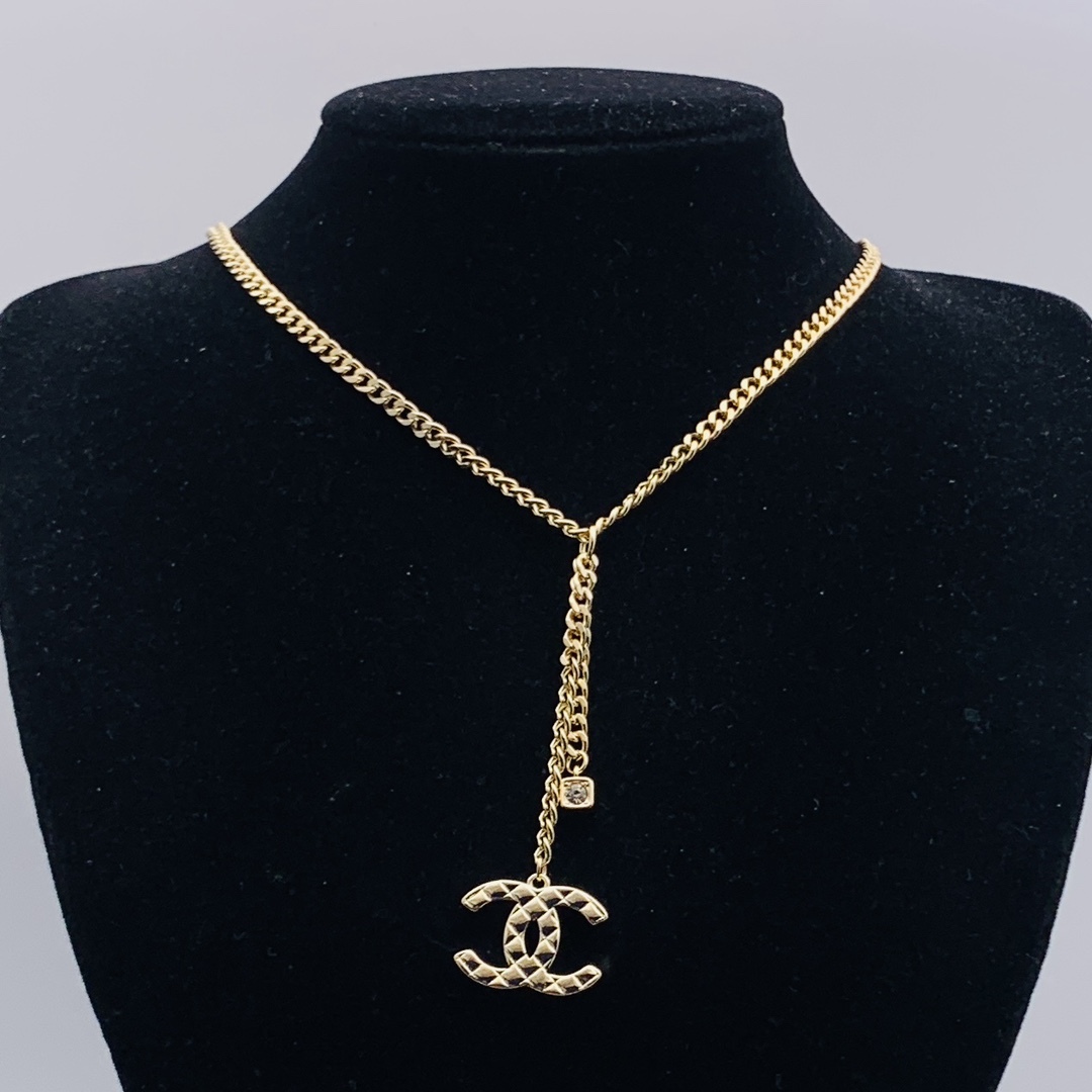 Chanel Rose Gold Logo-Accented Necklace 737