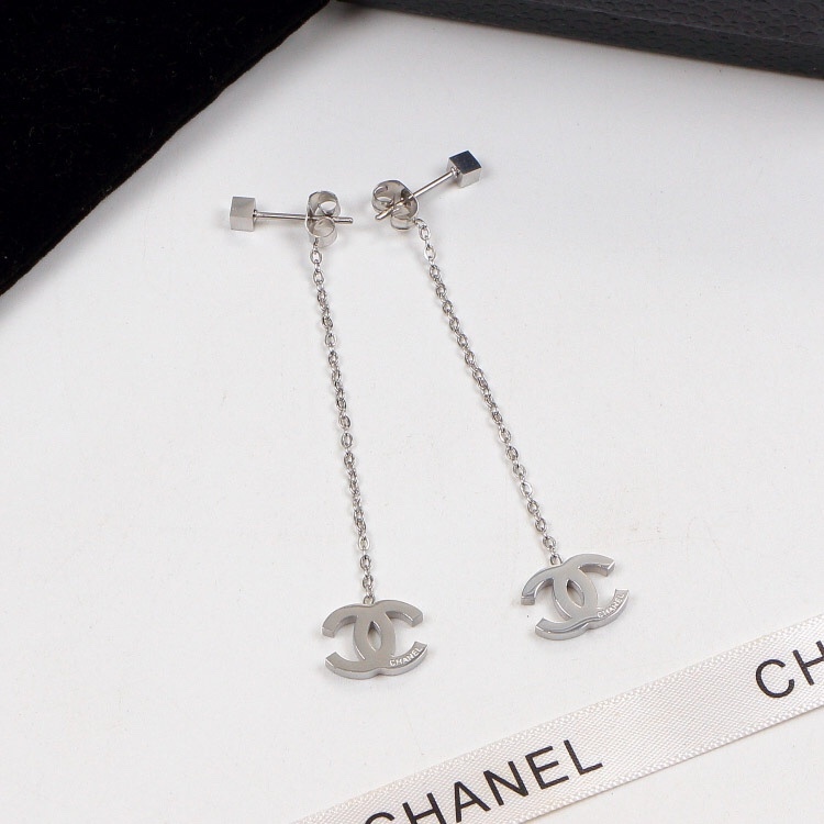 Chanel Rose Gold Logo-Accented Earrings 003
