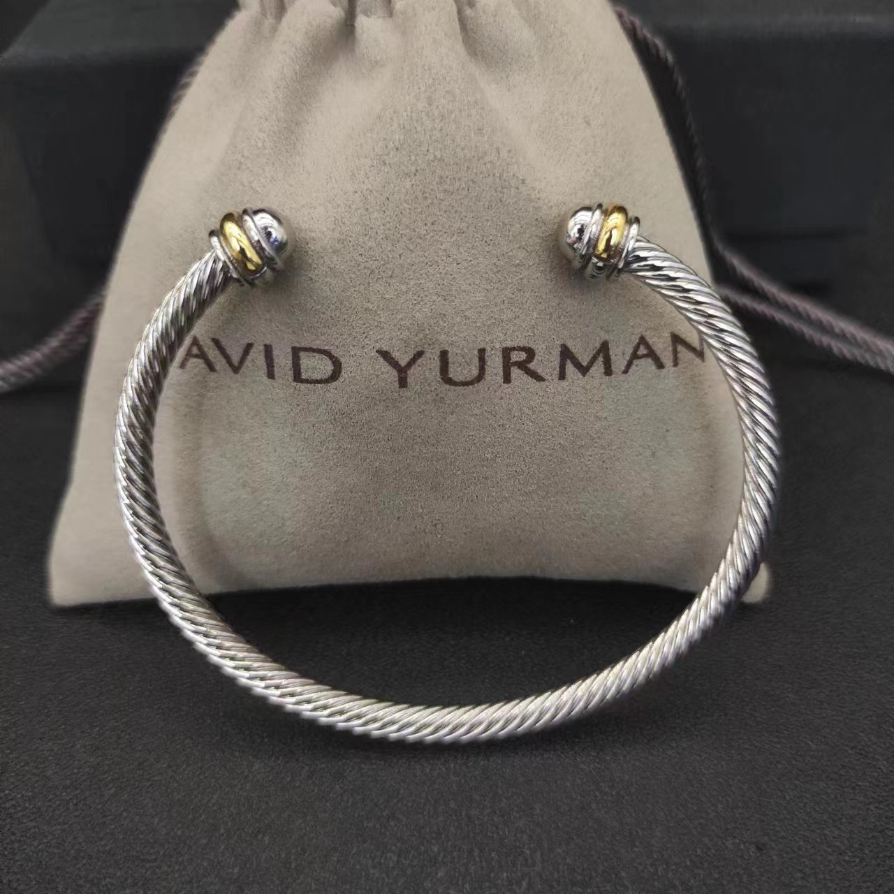 David Yurman Silver Logo-Accented Bracelet 023