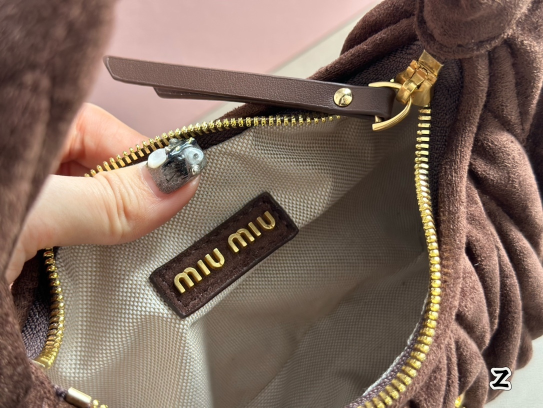 Miu Miu Pink Quilted Bag 174