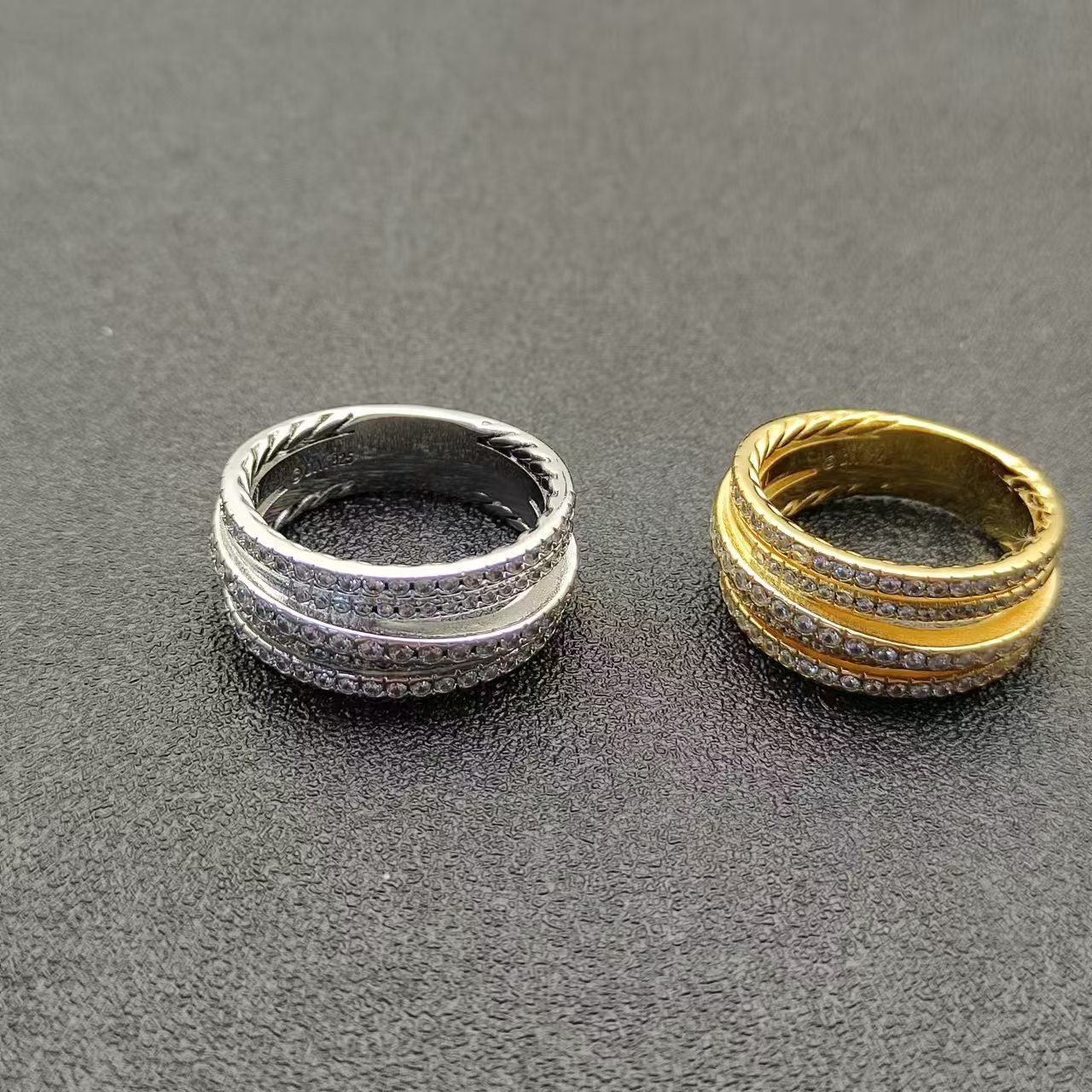 David Yurman Silver Logo-Accented Ring 284