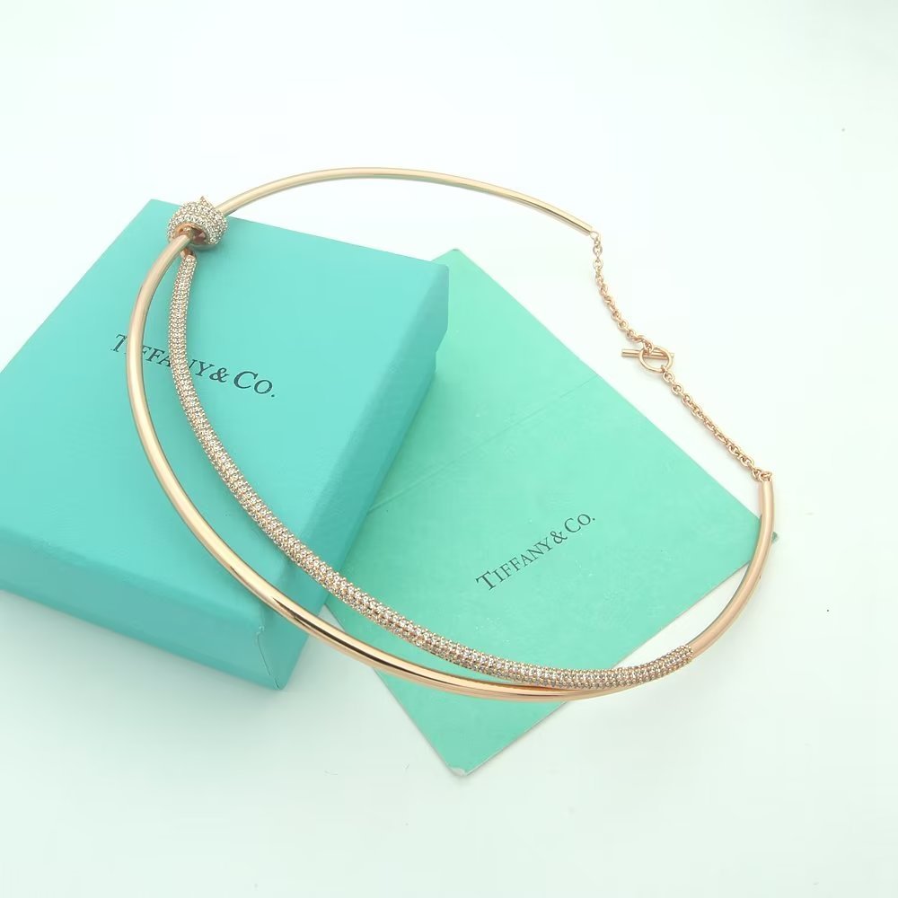 Tiffany Rose Gold Vintage-Inspired Necklace 250
