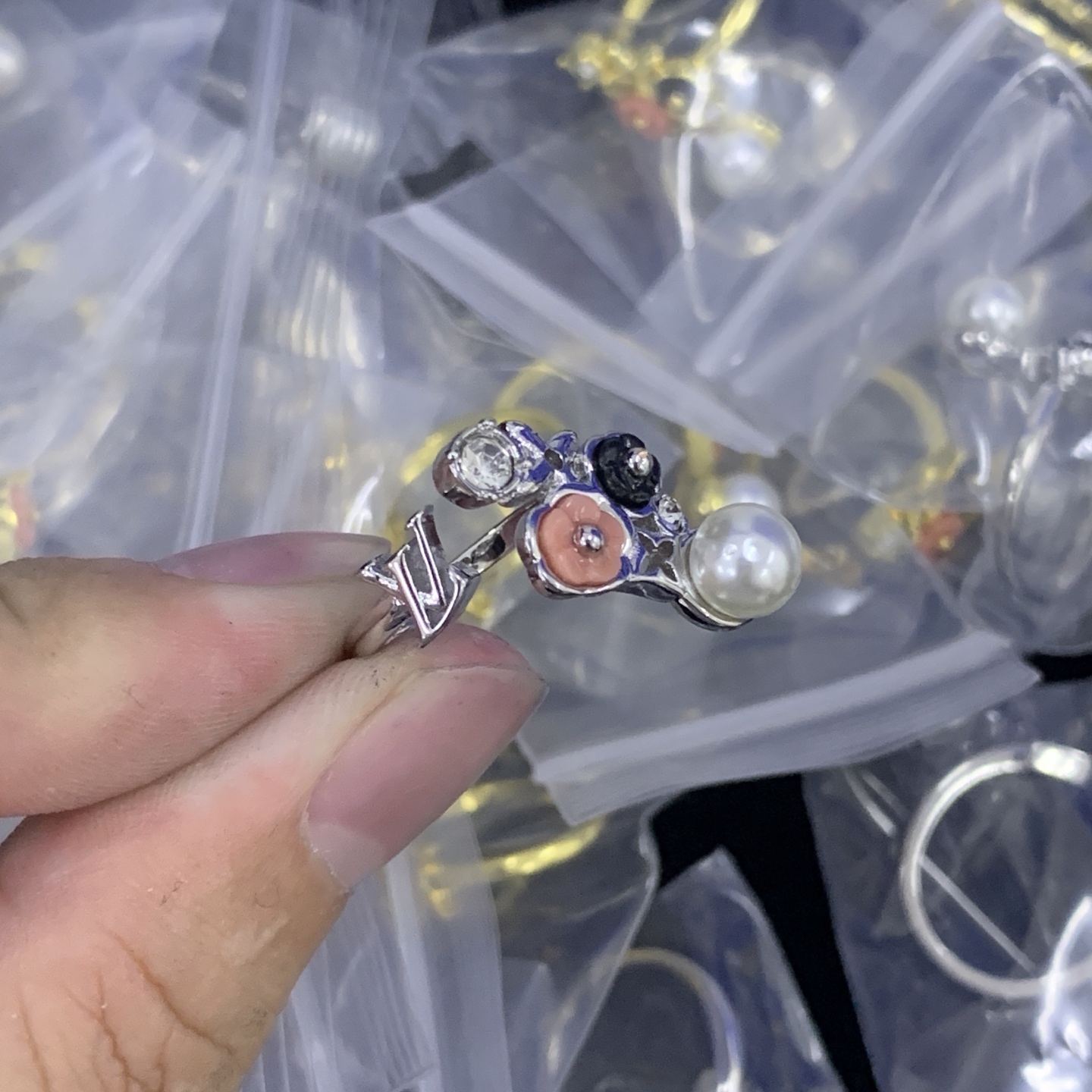 LV Rose Gold Vintage-Inspired Ring 1005