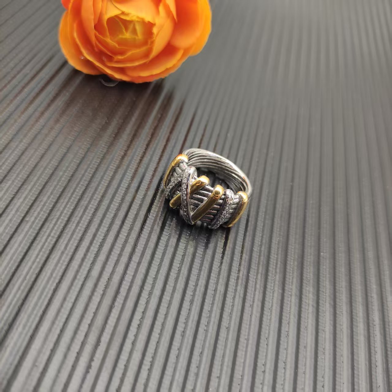 David Yurman Silver Logo-Accented Ring 300