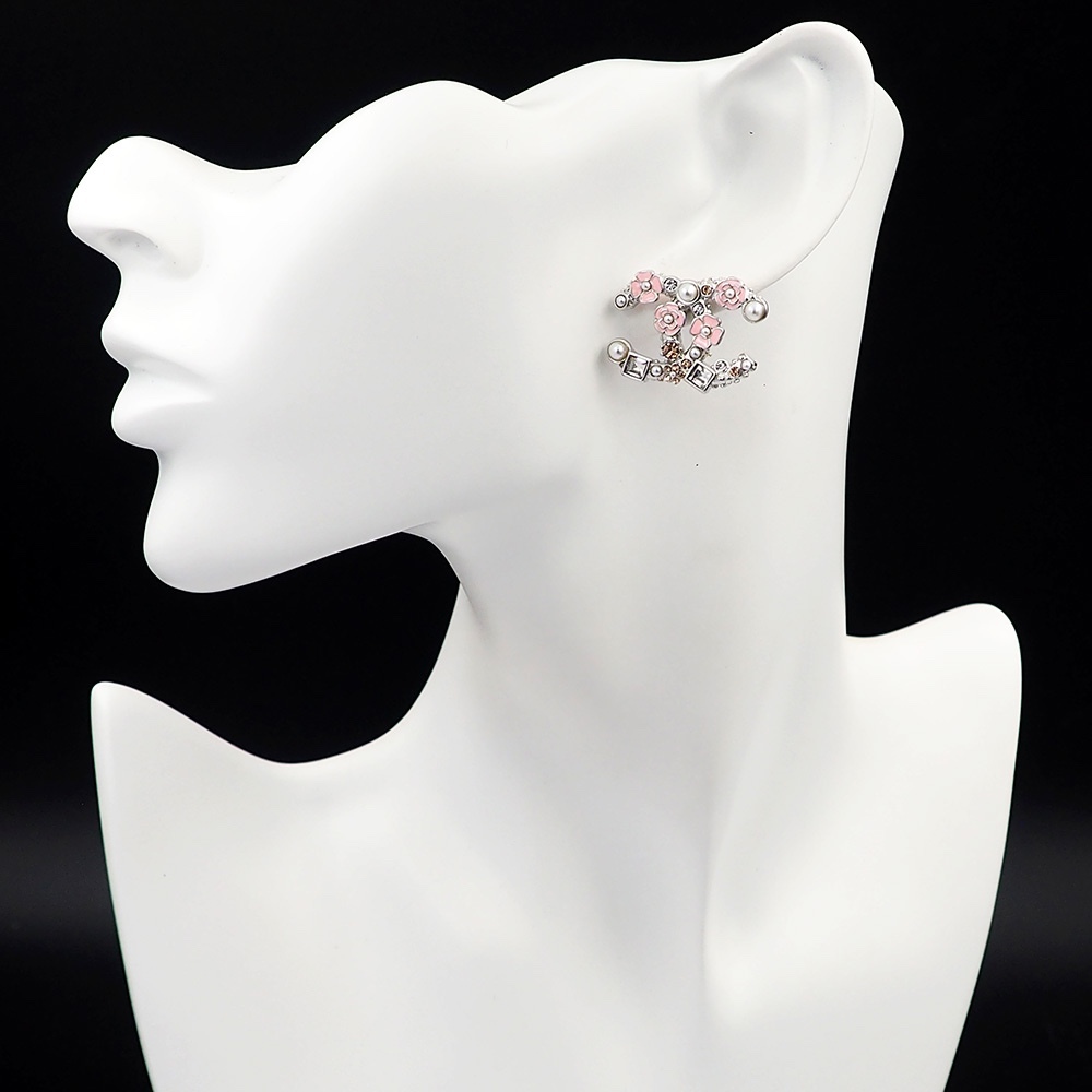 Chanel Silver Logo-Accented Earrings 042