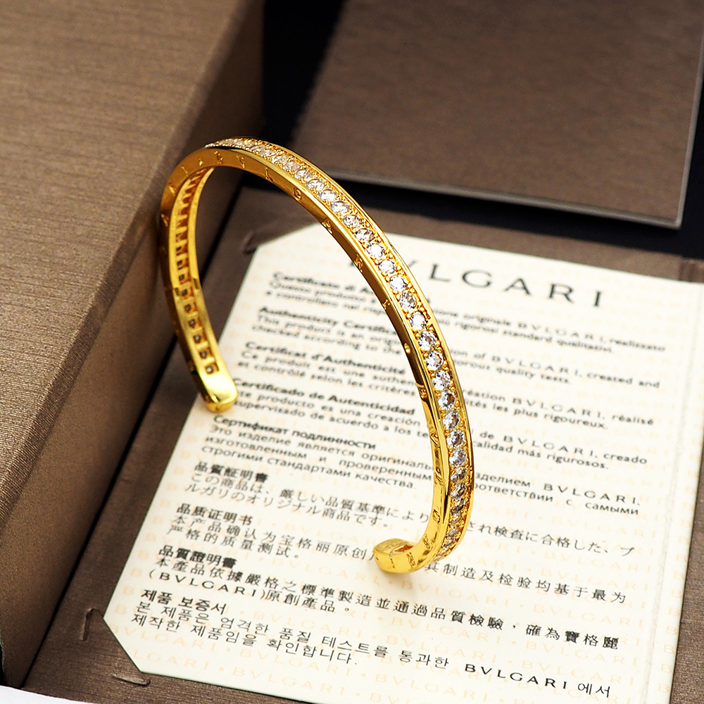 BVLGARI Silver Logo-Accented Bracelet 052