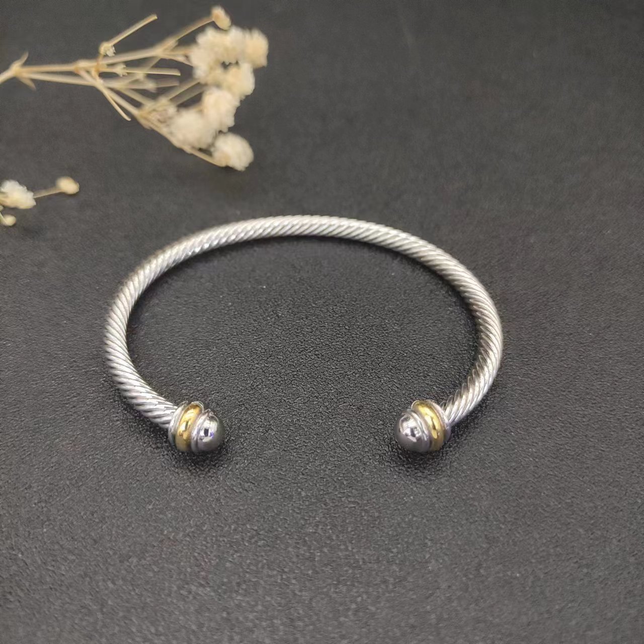 David Yurman Silver Logo-Accented Bracelet 023