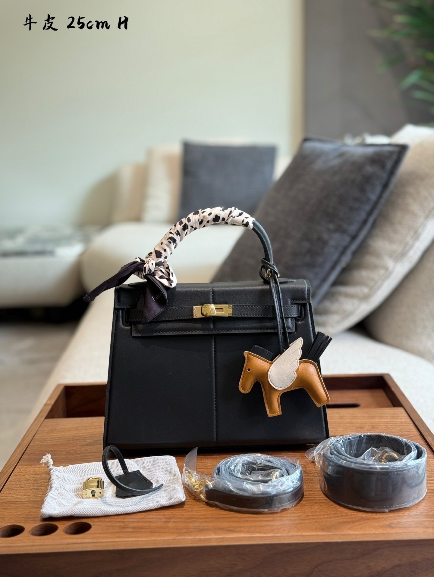 Hermes h padded 25 Silver Vintage-Inspired Bag 270
