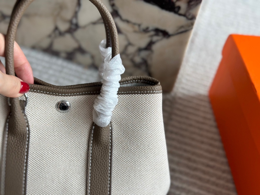 Hermes h garden Beige Quilted Bag 276