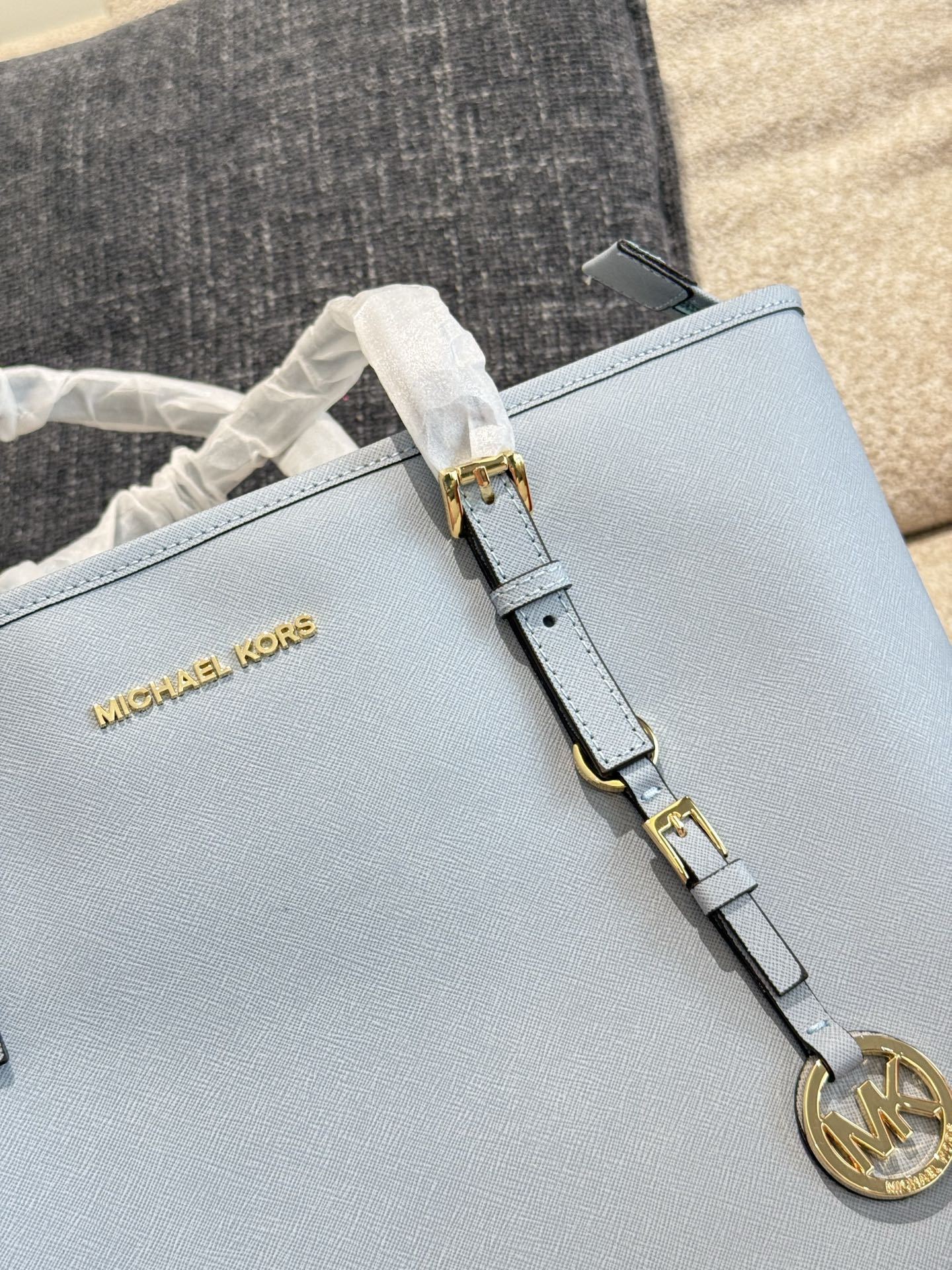 MK Beige Logo-Accented Bag 007