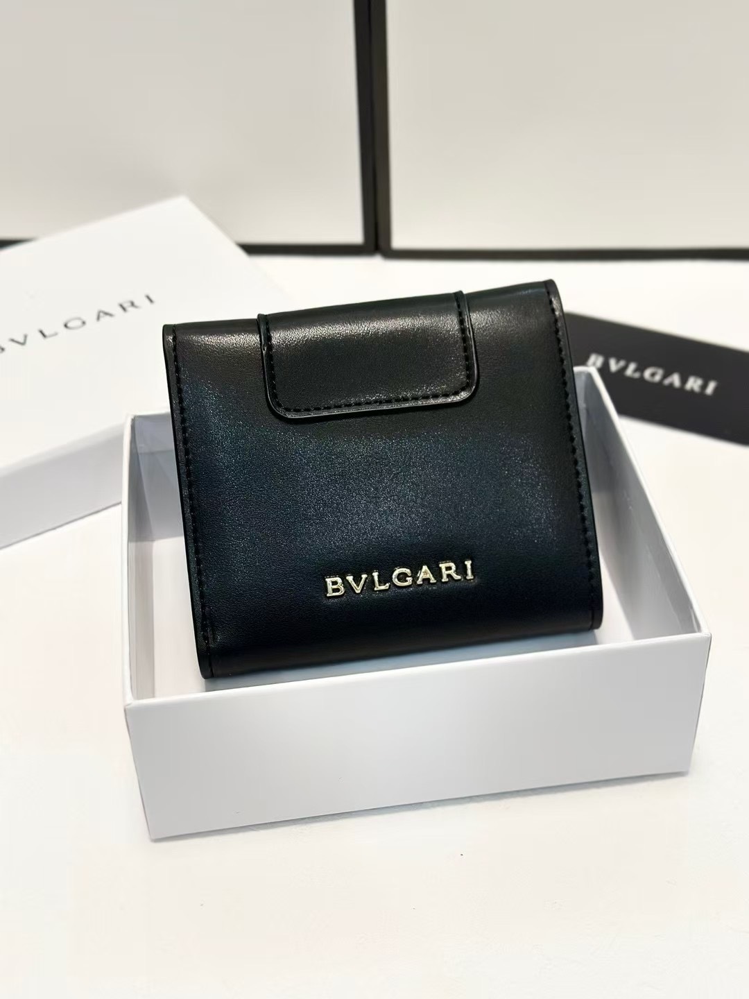 BVLGARI Green Logo-Accented Bag 205