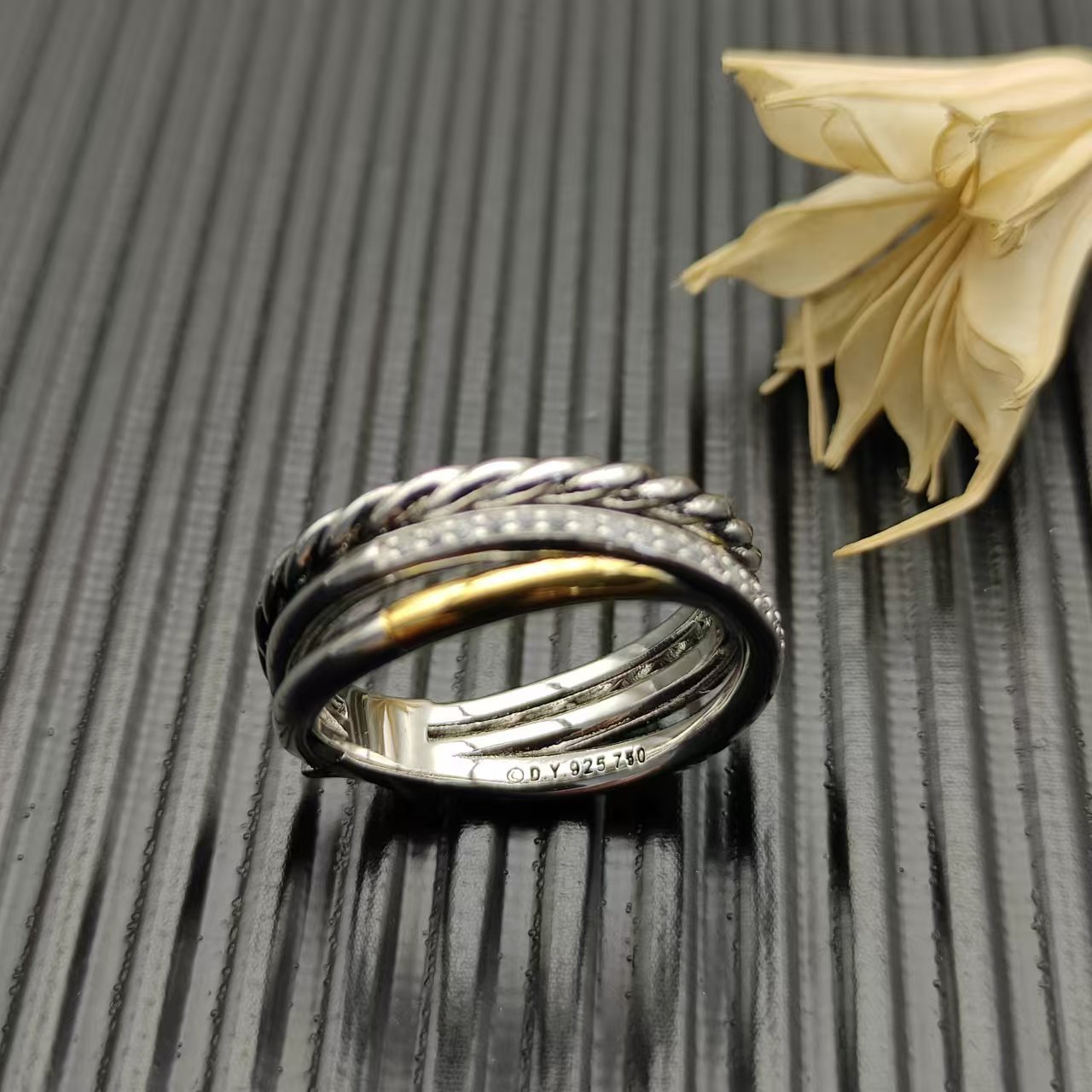 David Yurman Silver Logo-Accented Ring 290
