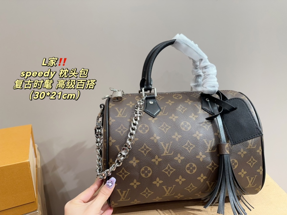 LV Silver Quilted Bag Speedy leather Speedy Soft 30 Dark