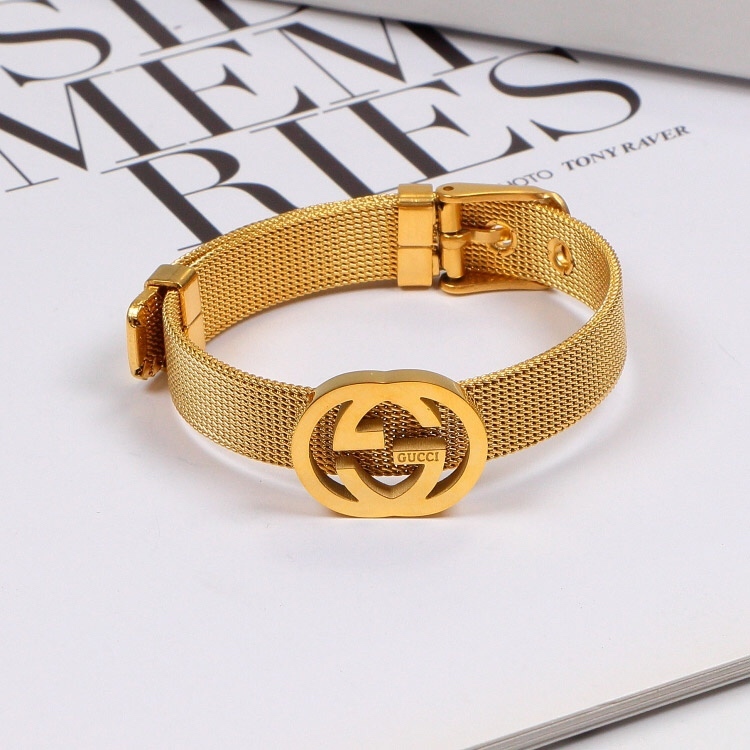 Gucci Rose Gold Logo-Accented Bracelet 004