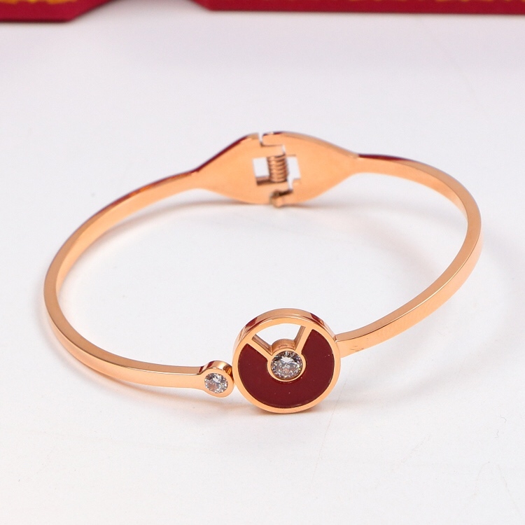 Cartier amulet Rose Gold Vintage-Inspired Bracelet 001