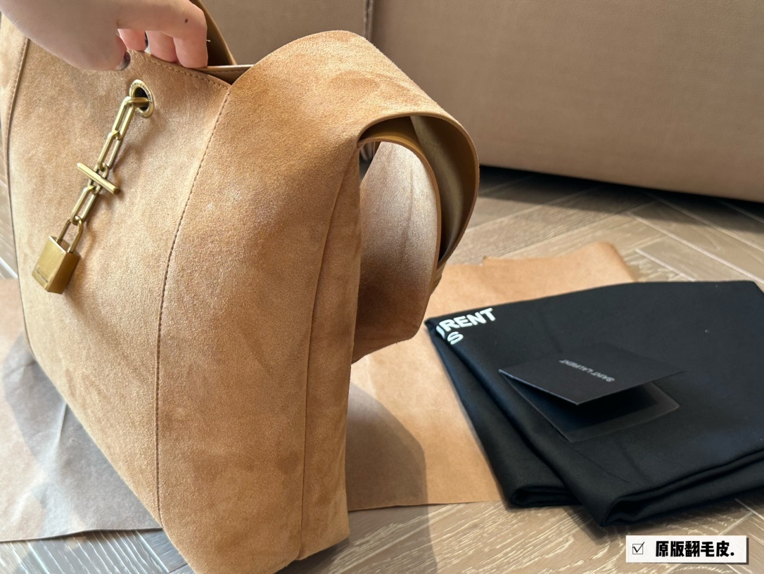 YSL Beige Vintage-Inspired Bag 159
