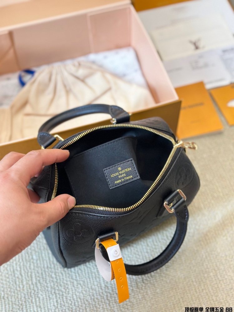LV bag Speedy  leather bag 20cm