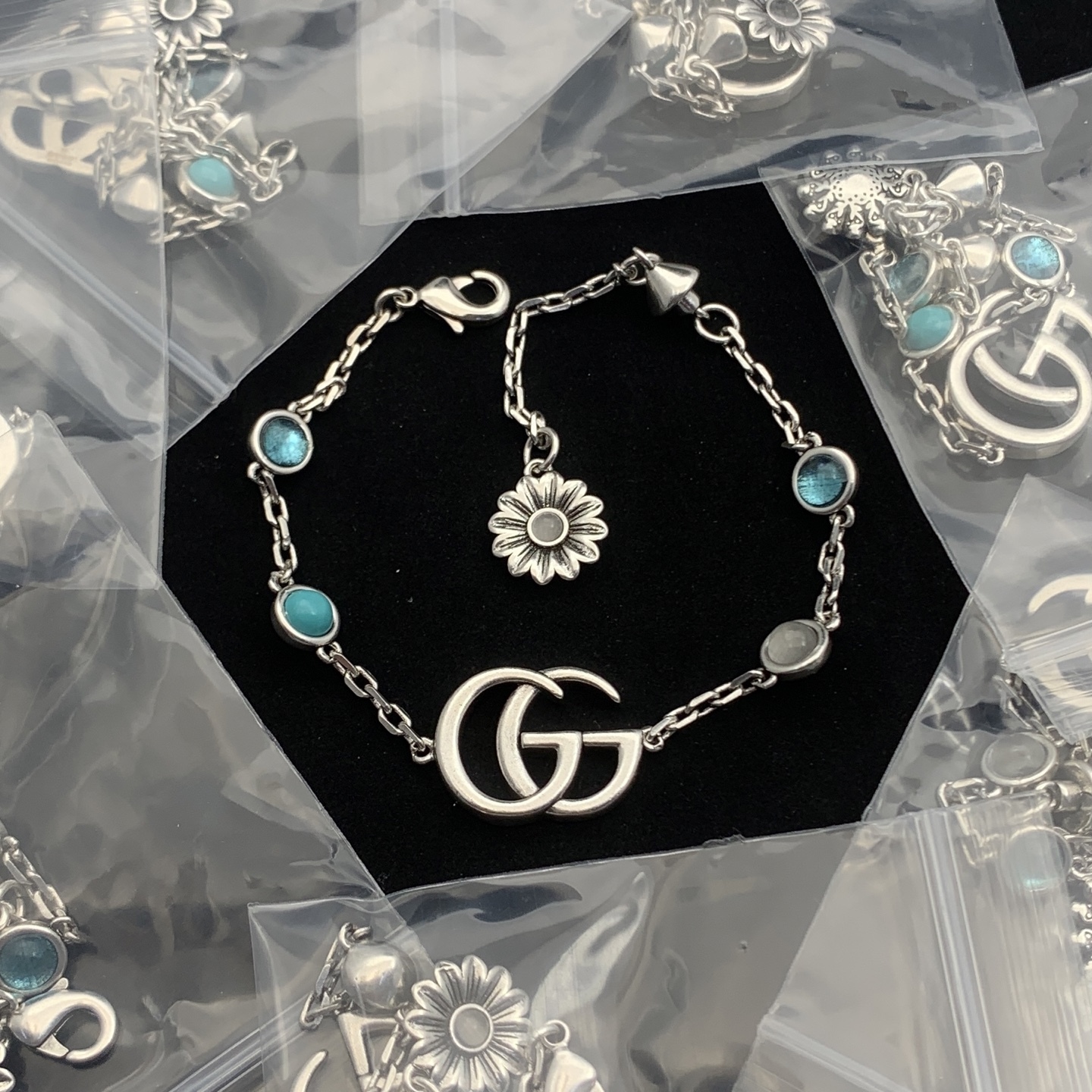 Gucci Silver Vintage-Inspired Bracelet 221
