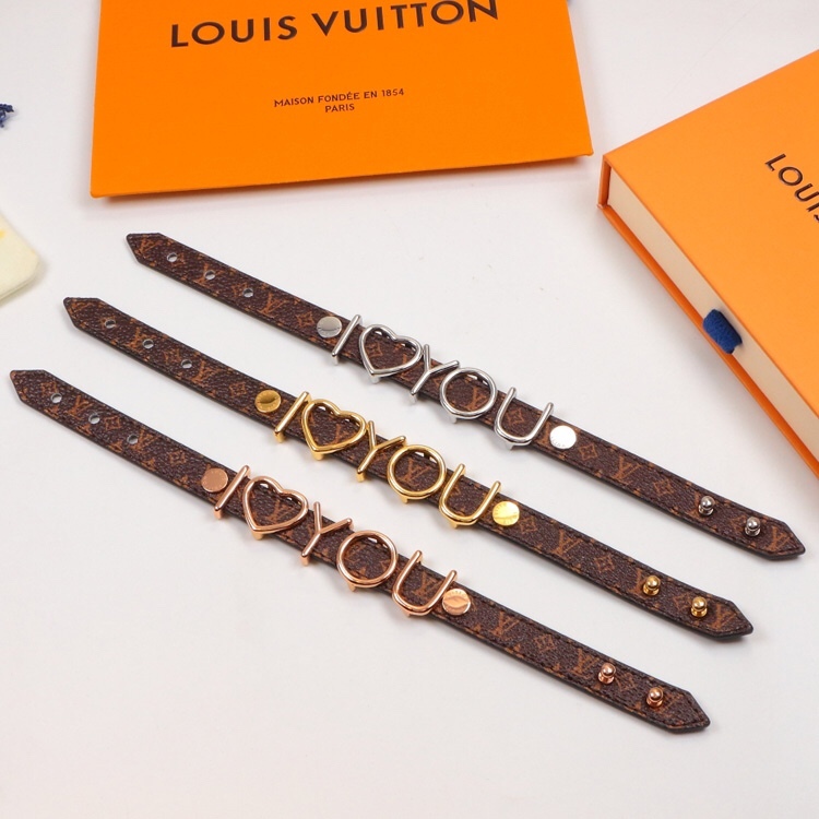 LV bracelet 010