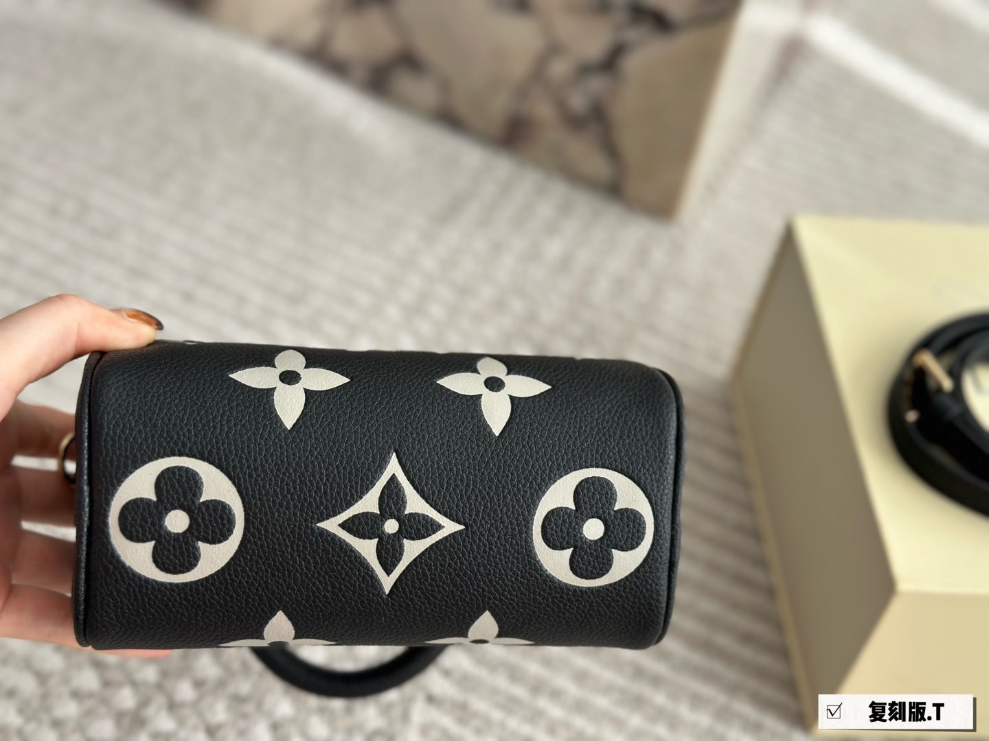 LV Silver Quilted Bag 1513