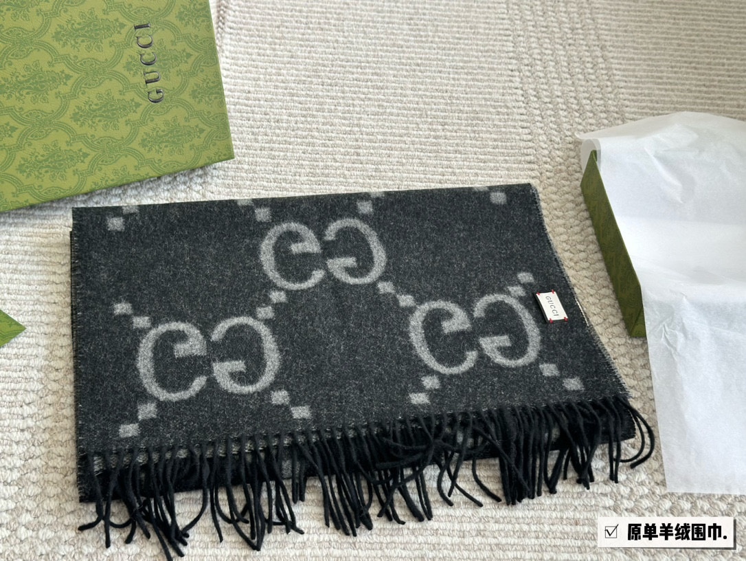 Gucci scarf 593 Brown Logo-Accented Accessory