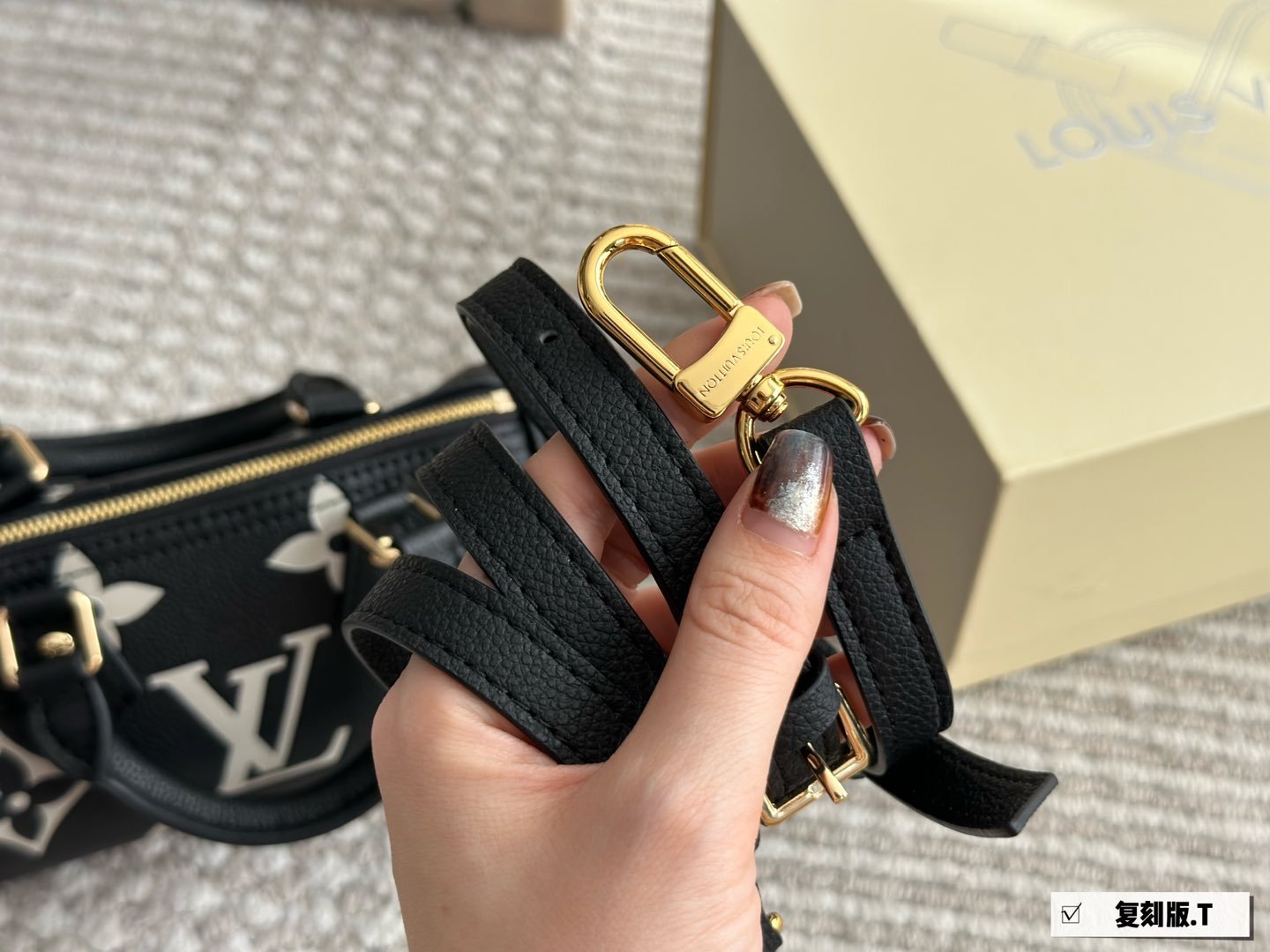 LV Silver Quilted Bag 1513