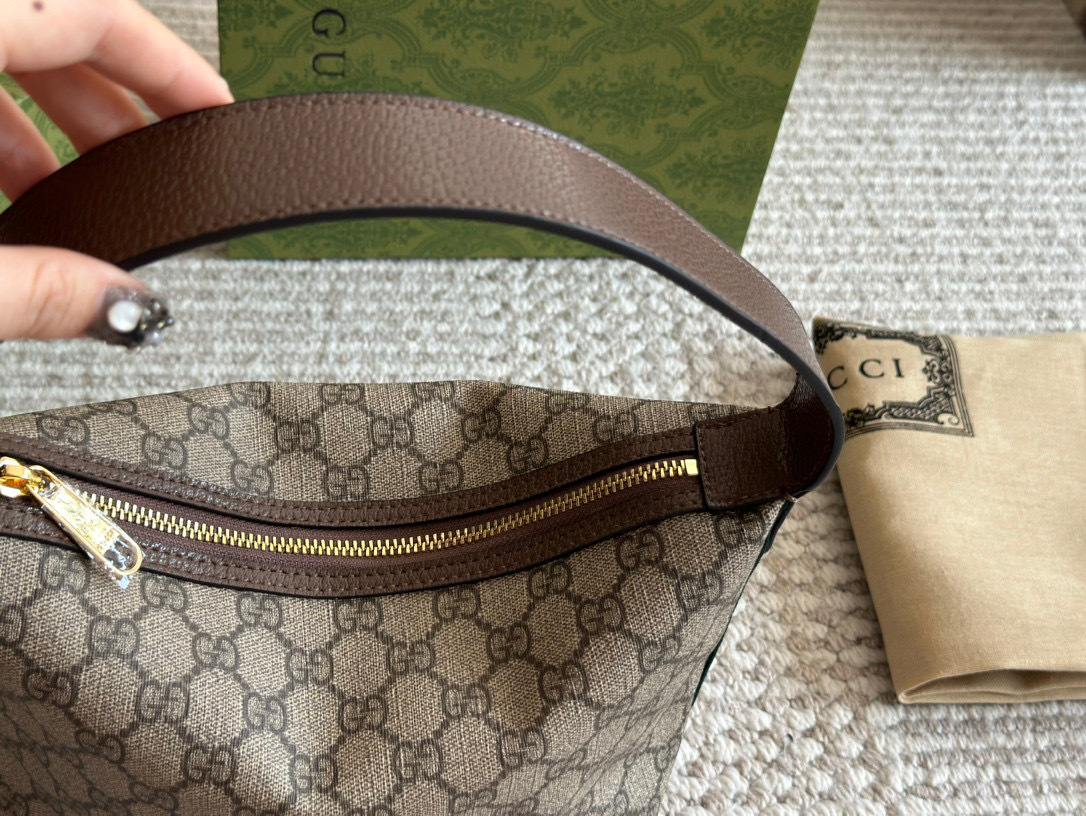 Gucci Green Quilted Bag 560