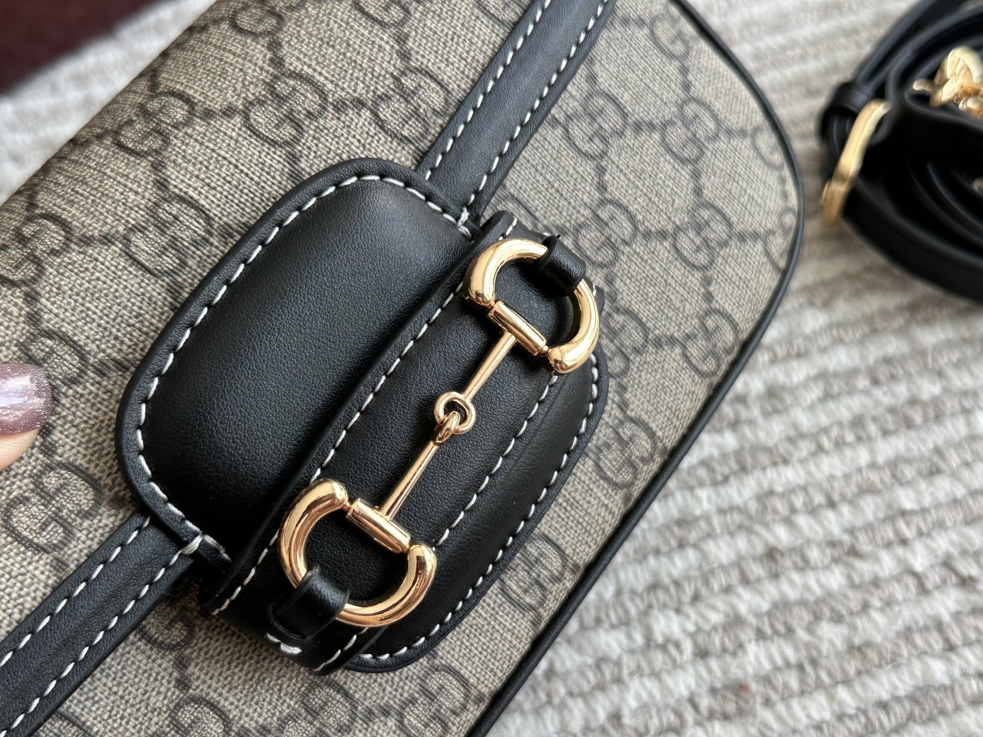 Gucci Beige Quilted Bag 586