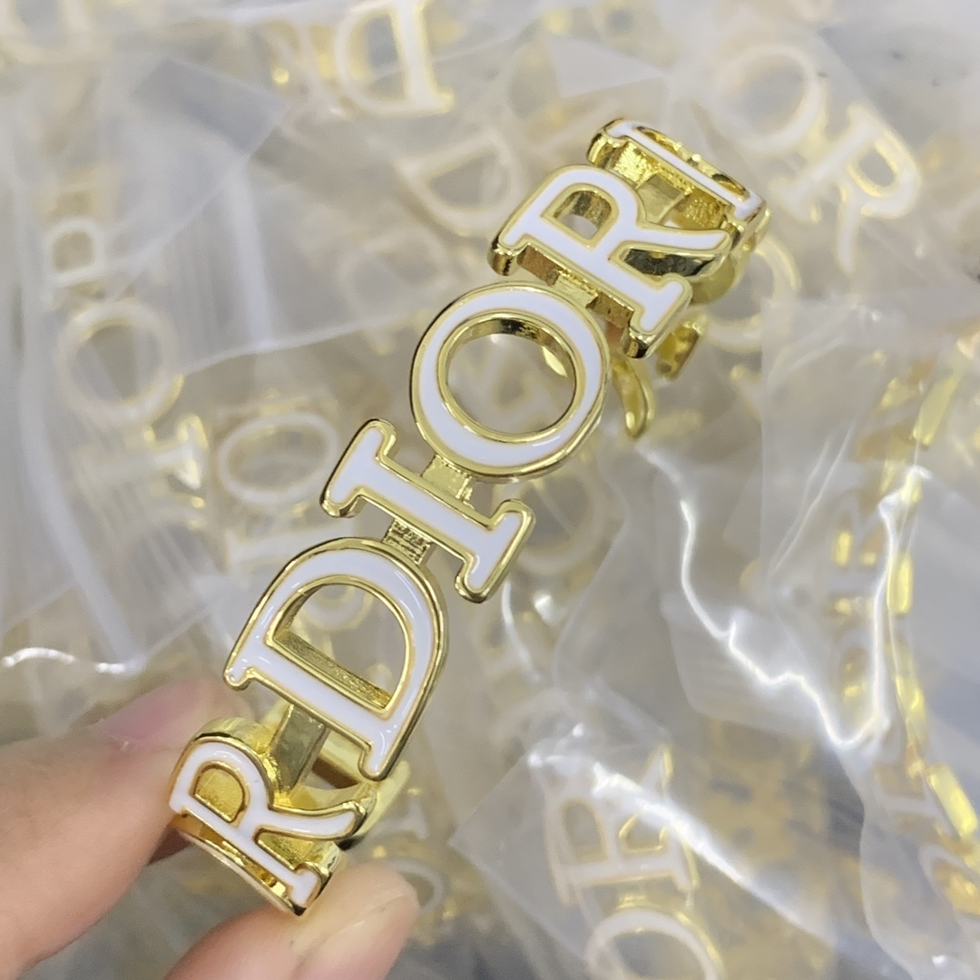 Dior Gold Logo-Accented Bracelet 311