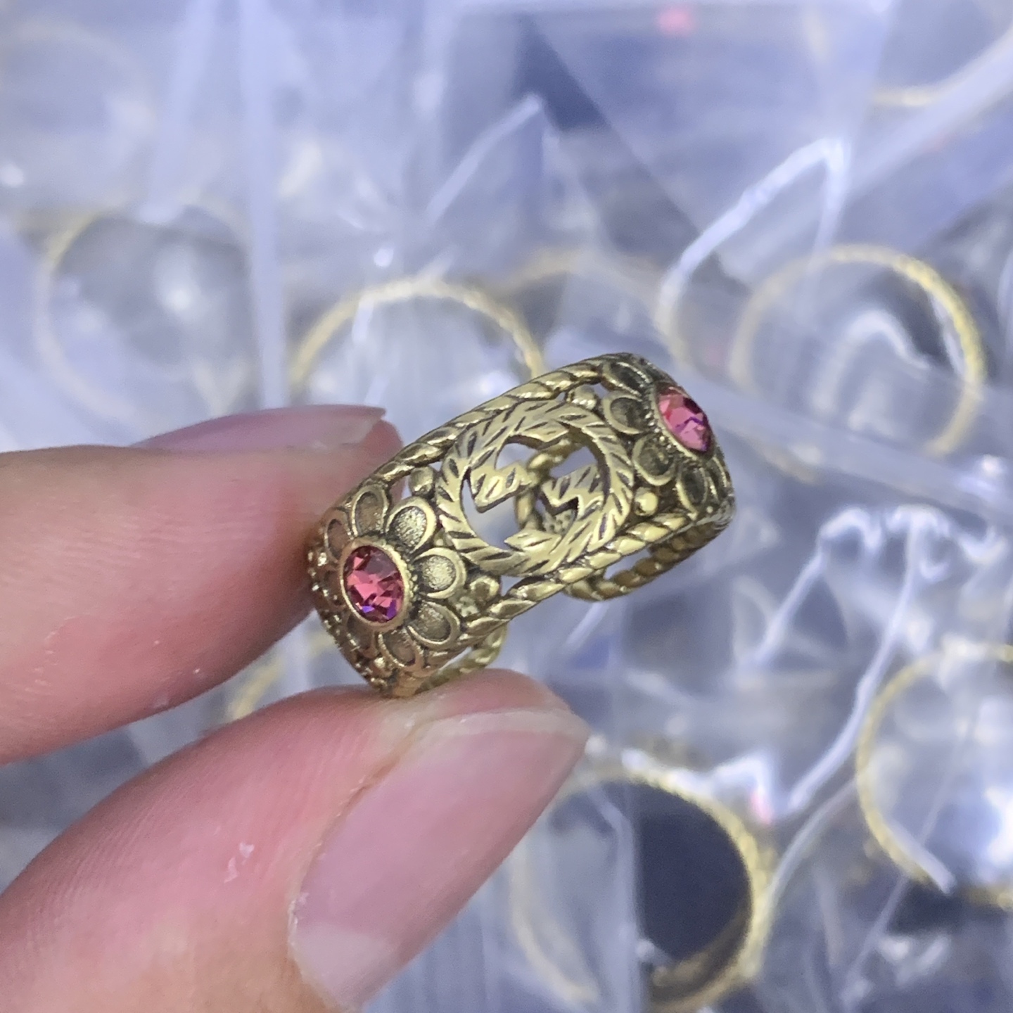 Gucci Rose Gold Vintage-Inspired Ring 188