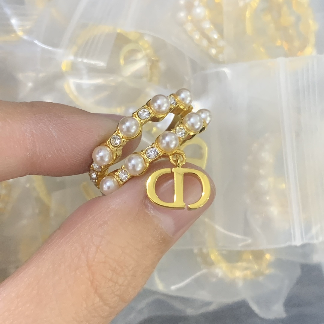 Dior Gold Vintage-Inspired Ring 194