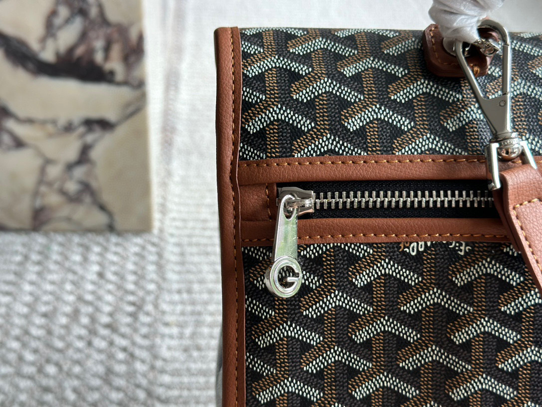 Goyard Brown Quilted Bag 016