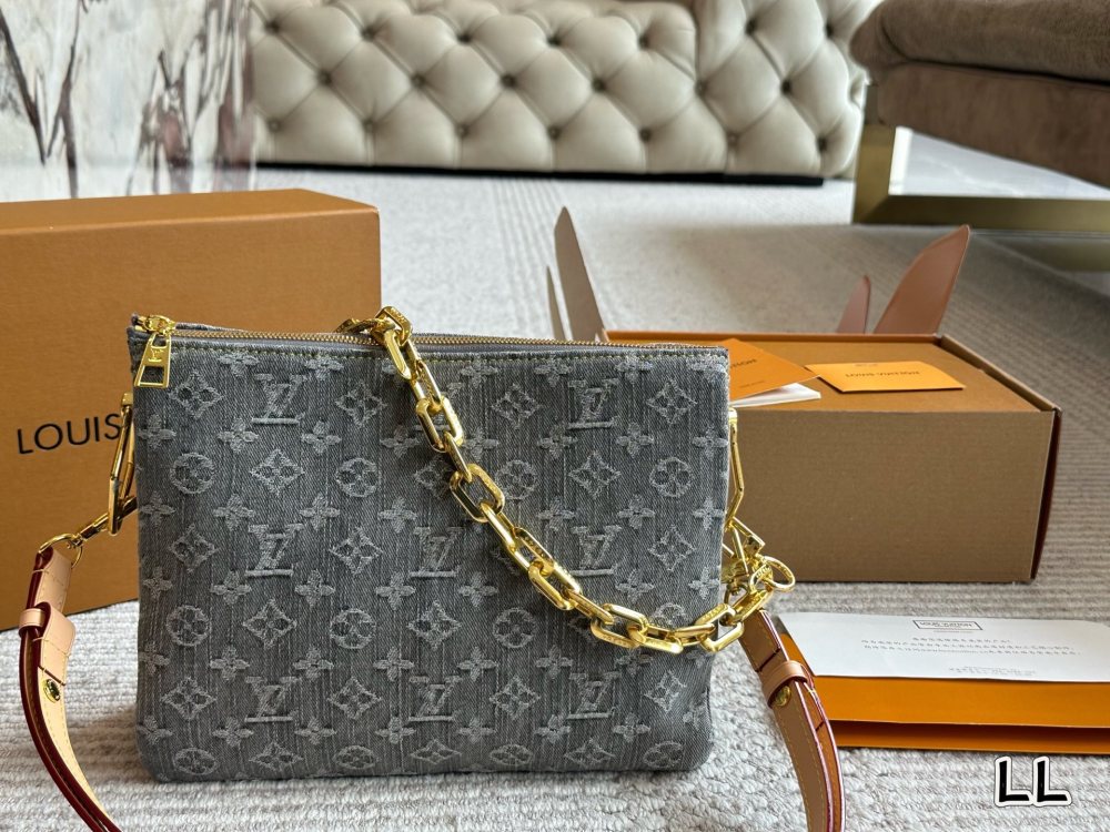 LV Silver Vintage-Inspired Bag 1614