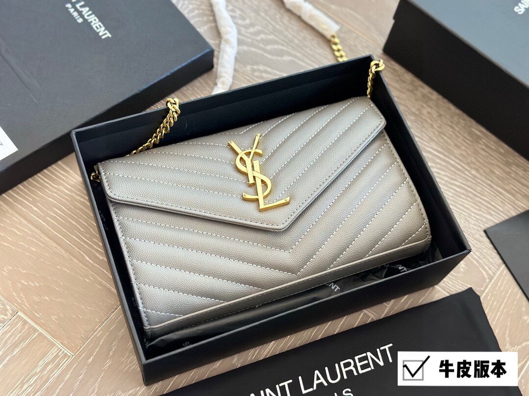 YSL Gold Logo-Accented Bag 088