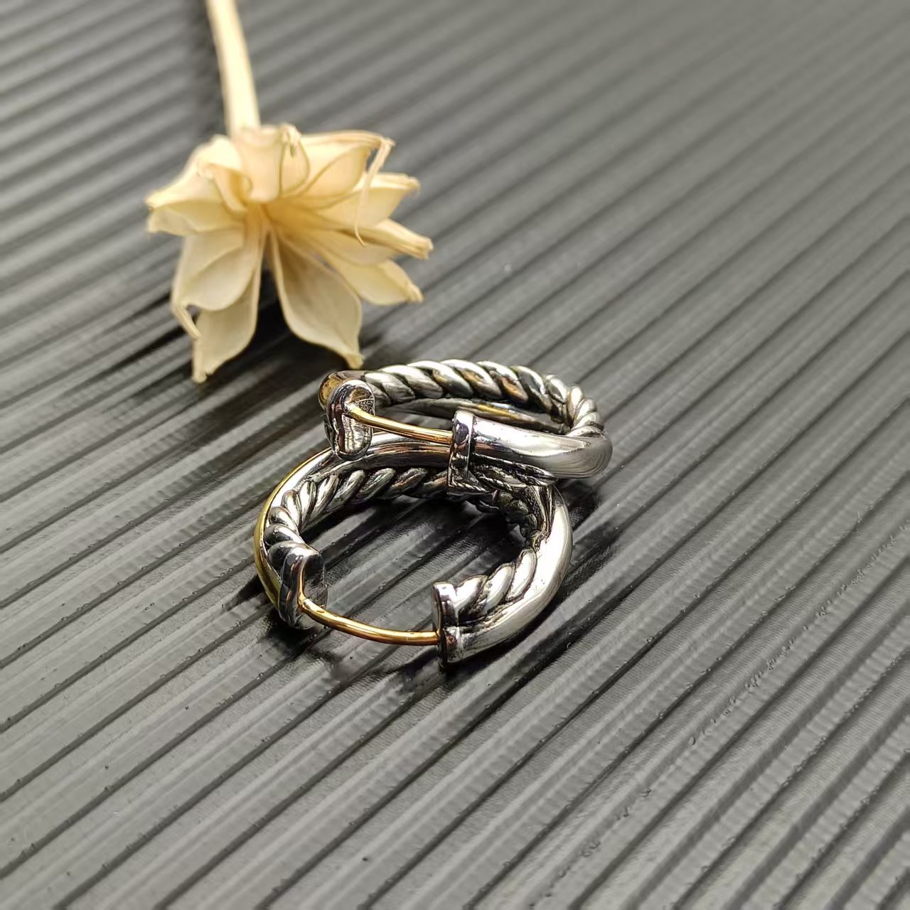 David Yurman Silver Logo-Accented Earrings 234