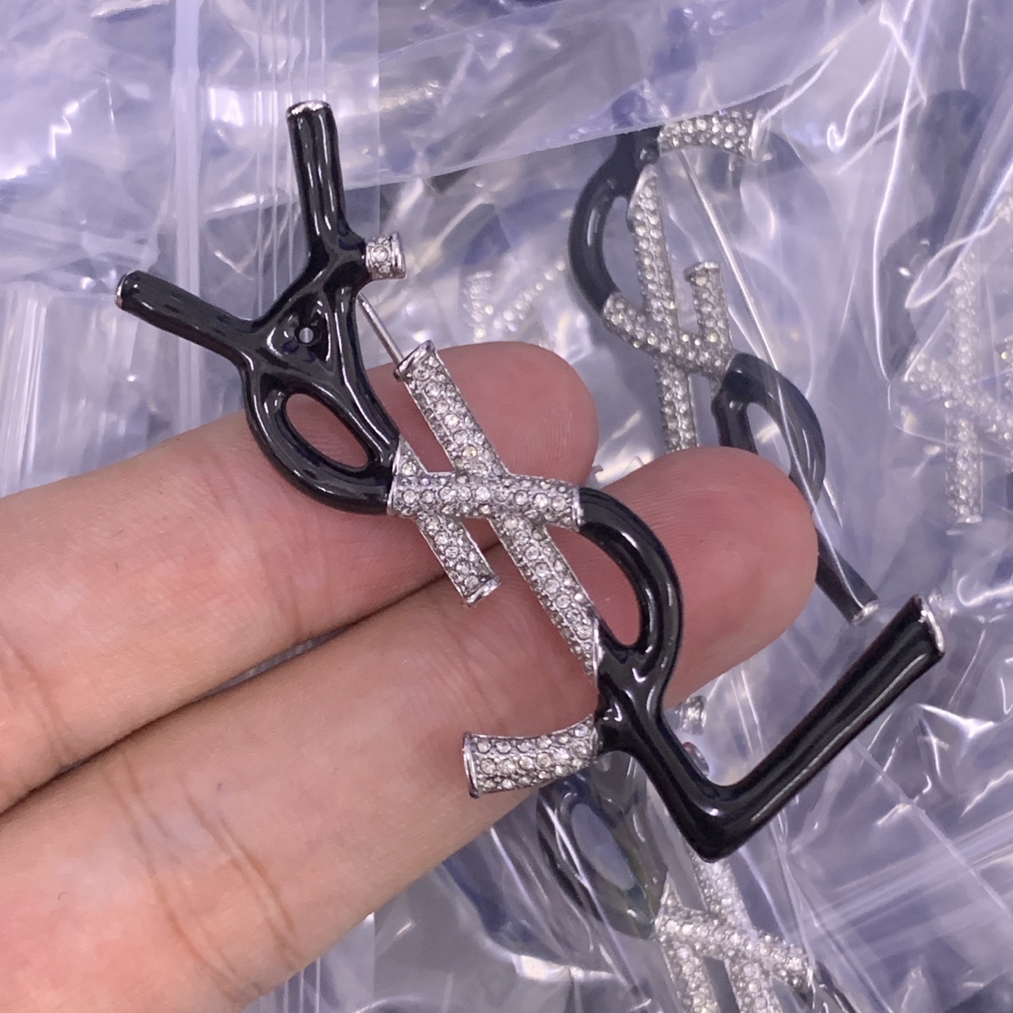 YSL Silver Logo-Accented Brooch 082