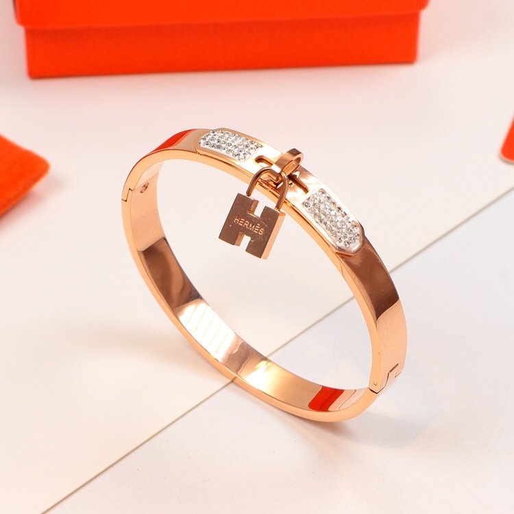 Hermes h Orange Logo-Accented Bracelet 009
