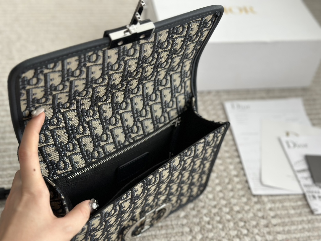 Dior Beige Quilted Bag 774