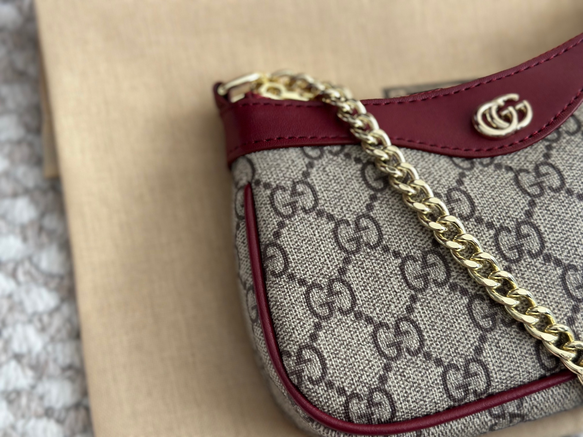 Gucci Rose Gold Quilted Bag 570