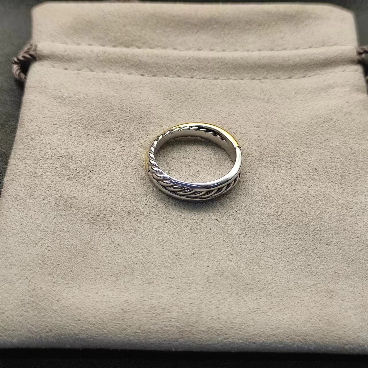 David Yurman Silver Logo-Accented Ring 283