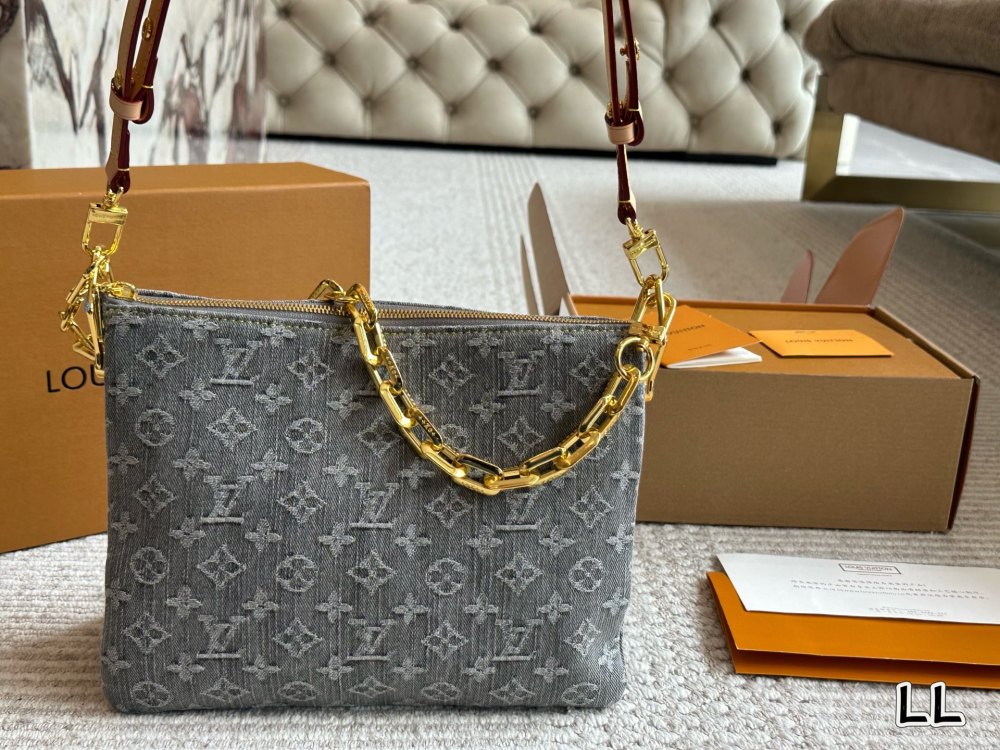LV Silver Vintage-Inspired Bag 1614