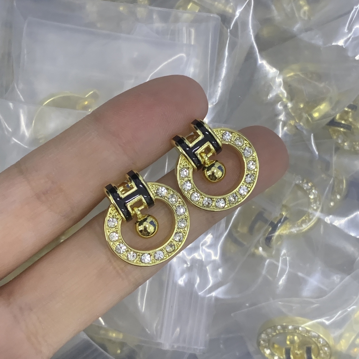 Hermes h Rose Gold Vintage-Inspired Earrings 142