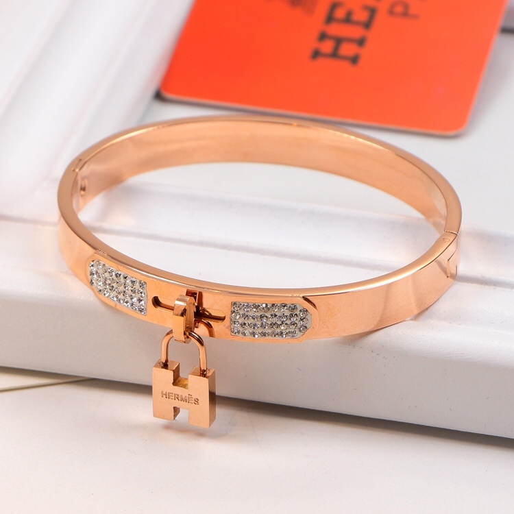 Hermes h Orange Logo-Accented Bracelet 009