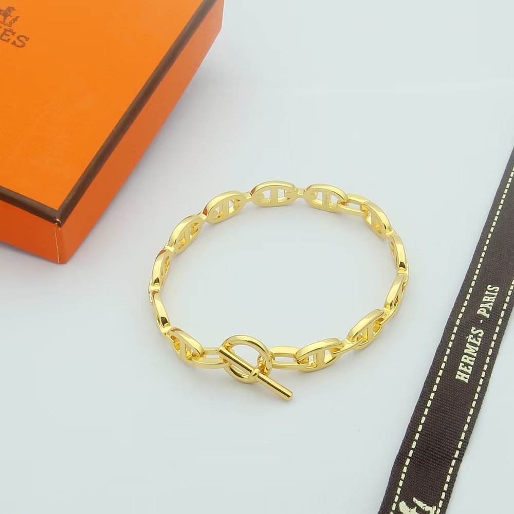 Hermes h Rose Gold Logo-Accented Bracelet 017