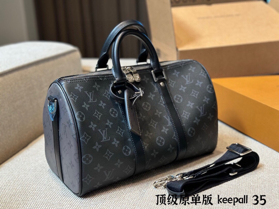LV Silver Logo-Accented Bag 1572