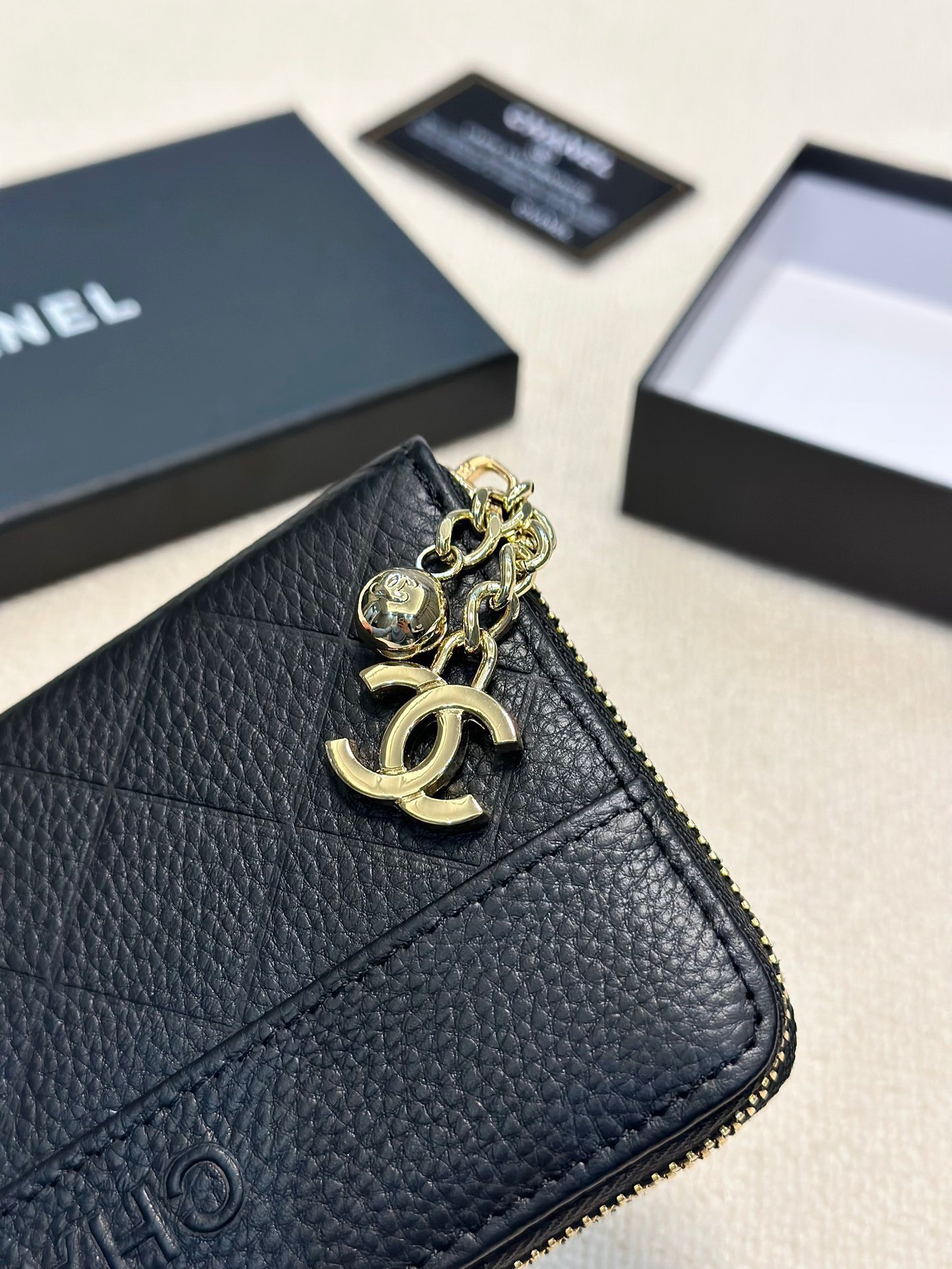 Chanel Silver Logo-Accented Bag walllet 1208