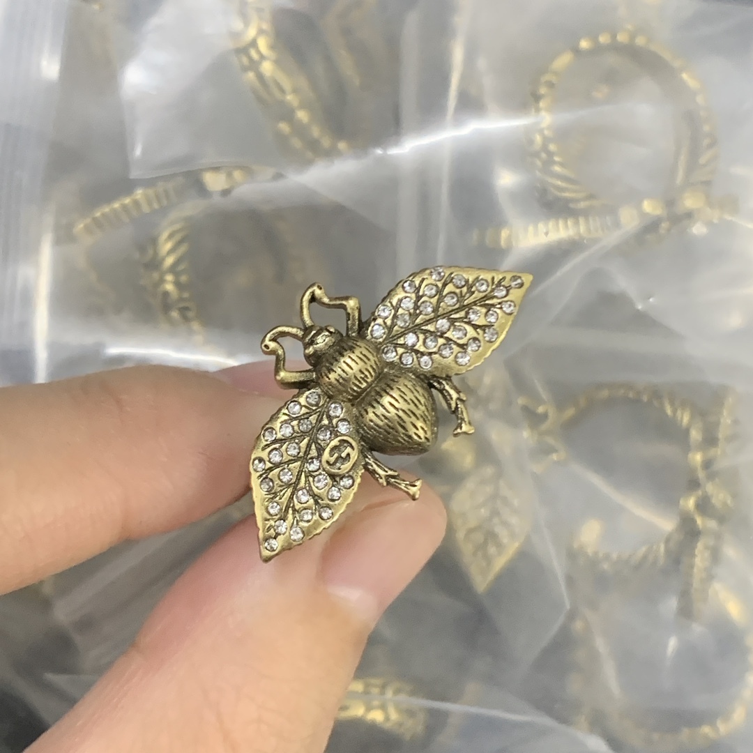 Gucci Gold Vintage-Inspired Ring 203