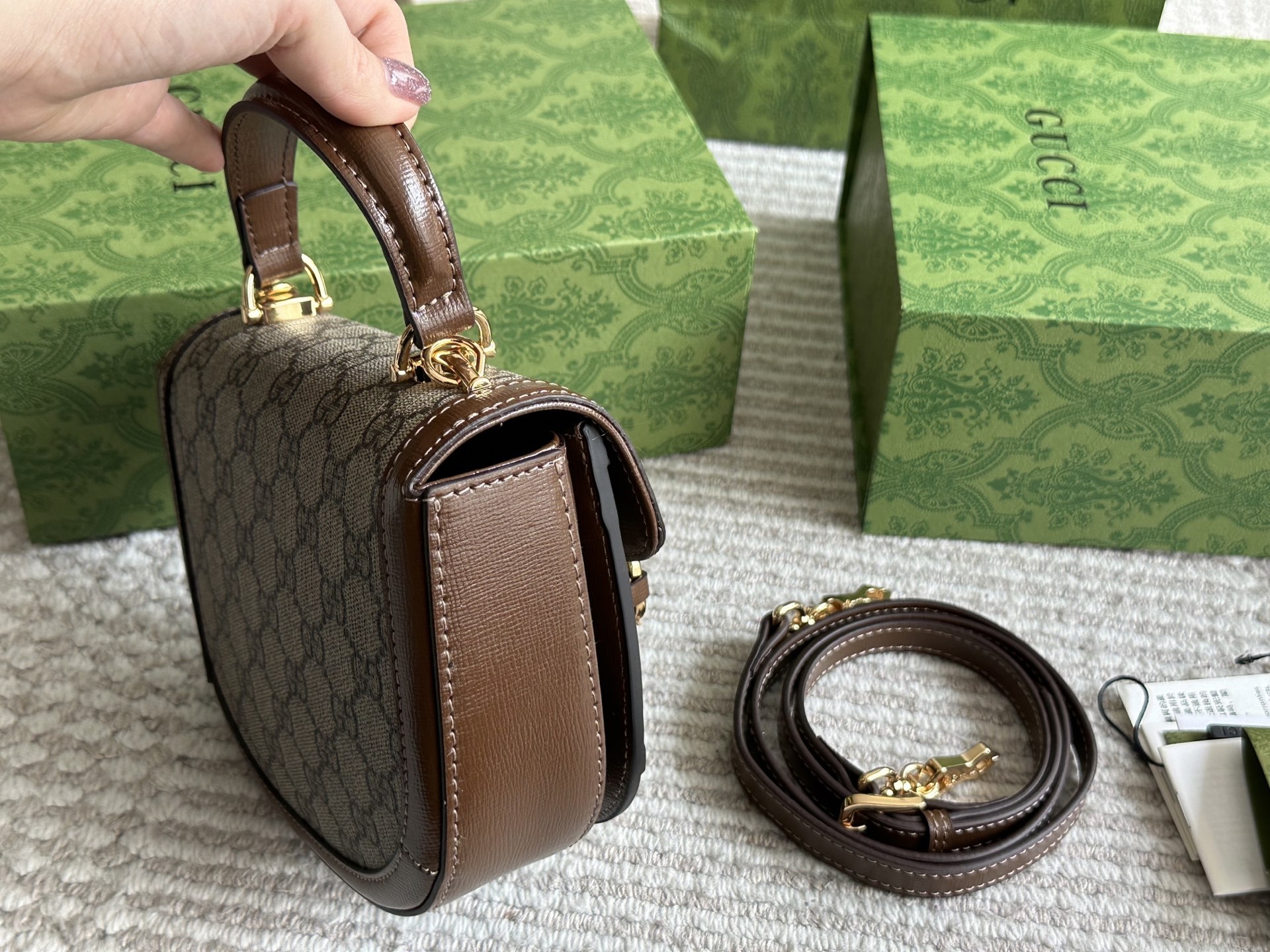 Gucci Gold Vintage-Inspired Bag 584