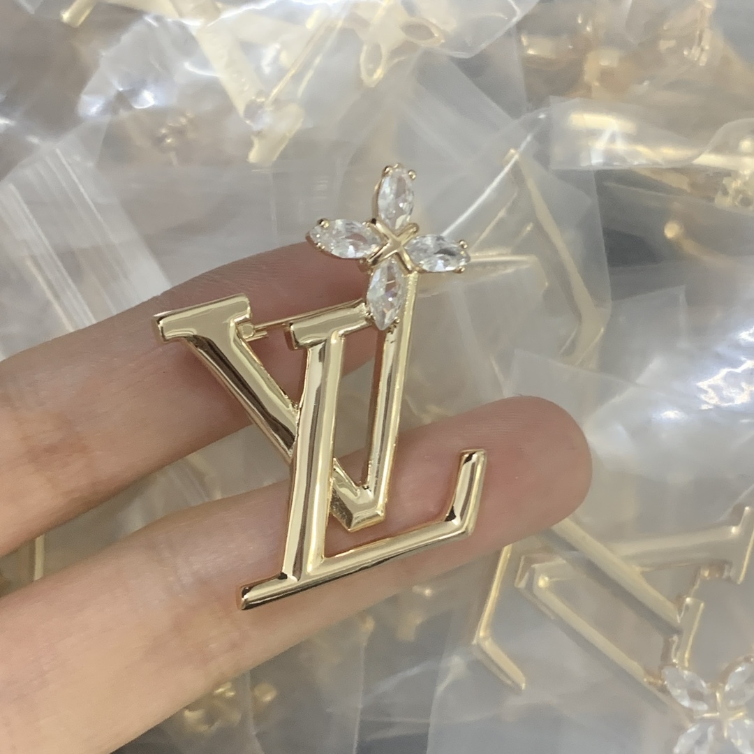 LV Gold Logo-Accented Brooch 1152