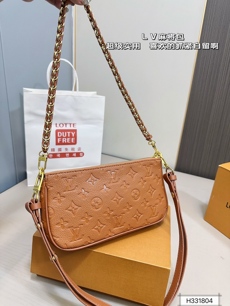 LV Blue Logo-Accented Bag pochetteLV 1620
